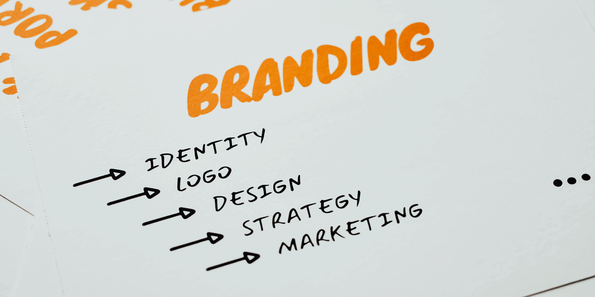 Márkaépítés rövis és hosszú távú előnyei