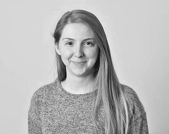 Profilkép Répássy-Králik Eszterről